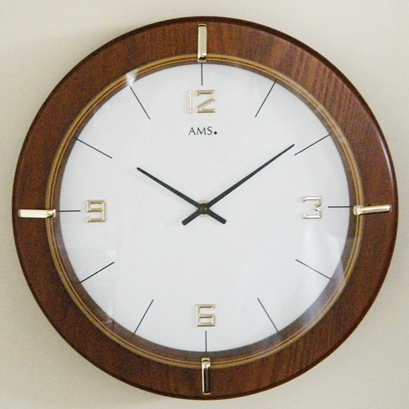 AMS社 掛け時計 ドイツ製 リビング ギフト 記念品 32％OFF 納期1ヶ月程度 (AMS9432)