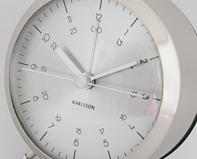 置き時計｜KARLSSON（カールソン）目覚し時計 オランダデザイン ボタン 