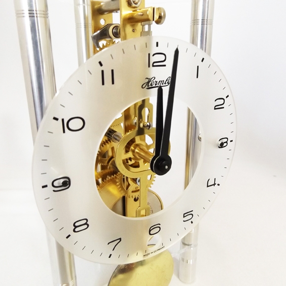 ヘルムレ HERMLE 機械式 8日巻き 置き時計 ドイツ 置時計 おしゃれ プレゼント 23022-X40721 30%OFF 国内在庫　(HE23022-X40721J)
