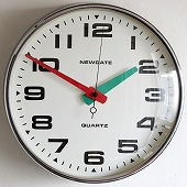 直輸入、メタル掛け時計Ｂｒixton　英国デザイン