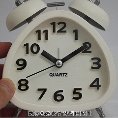 直輸入フランスデザイン、キュートな置き時計「トライアングル」　(EC-REV513)