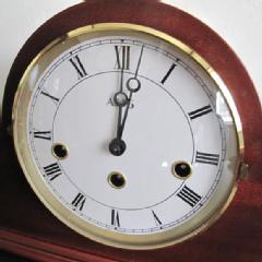 AMS 置き時計 置時計 機械式置き時計　アナログ アンティーク ドイツ製 AMS2193-8 30%OFF 納期1ヶ月程度　(YM-AMS2193-8)