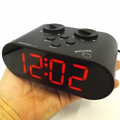 置き時計 目覚まし時計 電波時計 LED スヌーズ USB端子付 スマホ 携帯 充電機能 フォルミア HT-010RC　(CR-HT010RC)